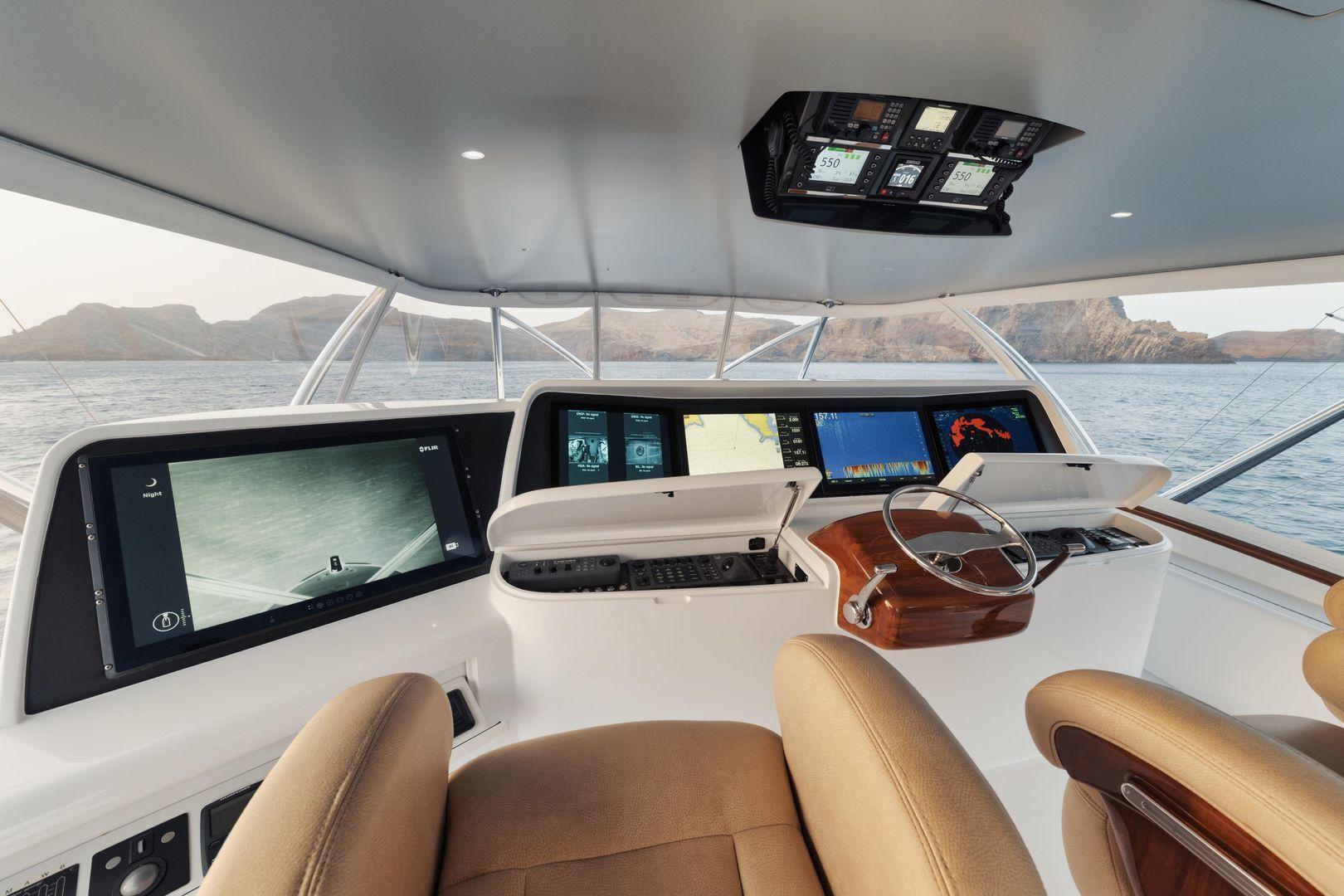 Jarrett Bay Convertible 90'
