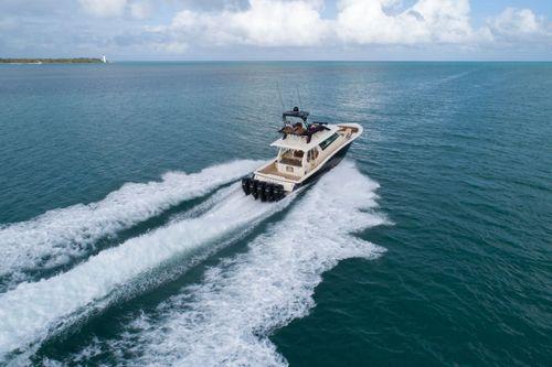 Scout Boats 530 LXF 53'