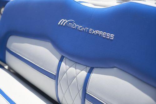 Midnight Express Pied-A-Mer 60'