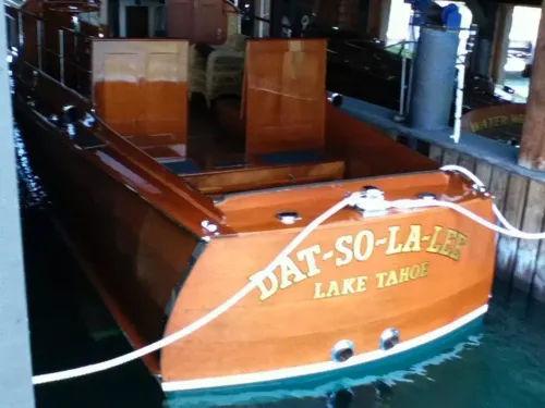 Chris-Craft Commuter Dat-So-La-Lee 38'